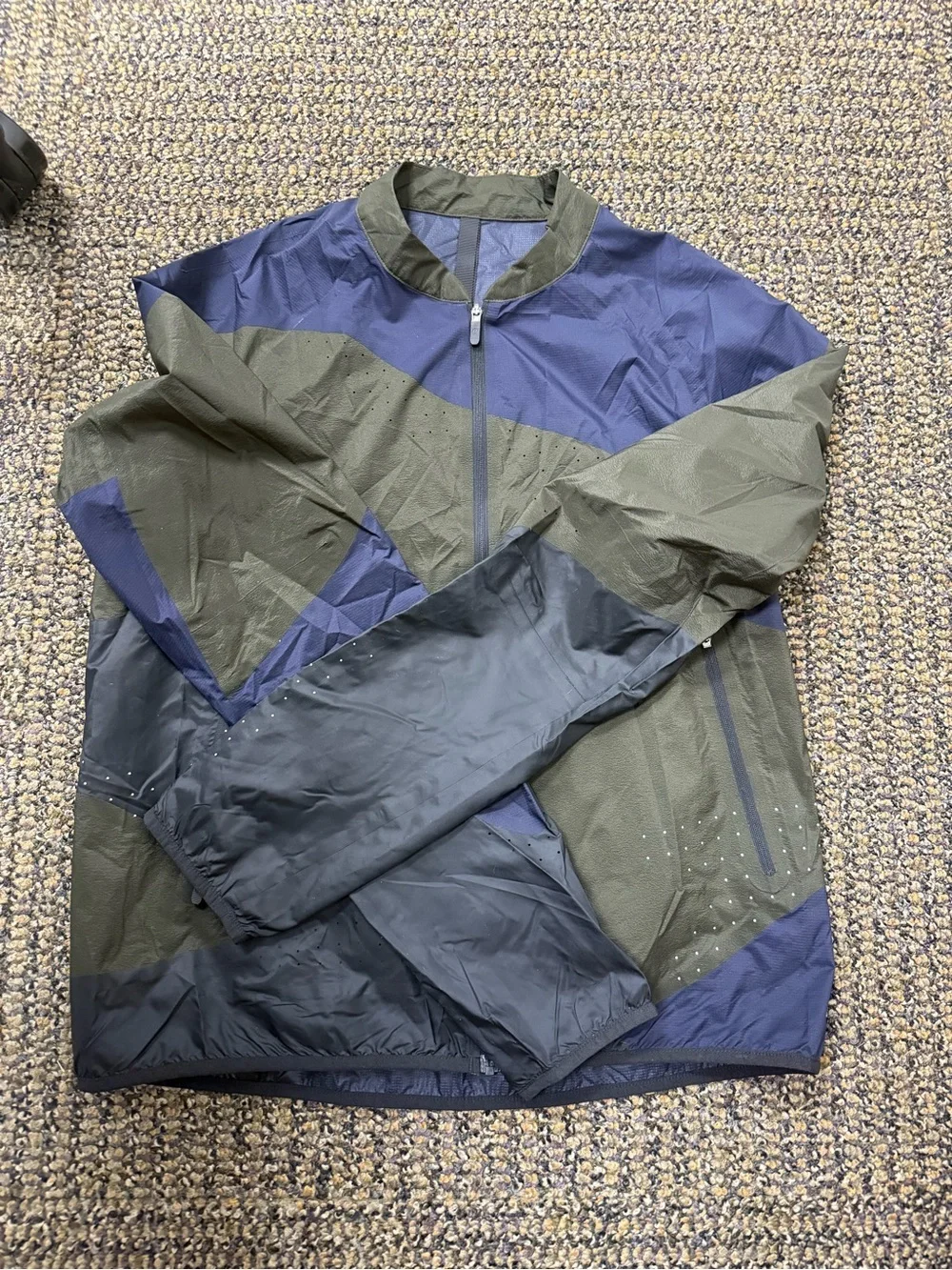 lululemon athletica Olive, Navy & Charcoal Lightweight Colorblock Jacket